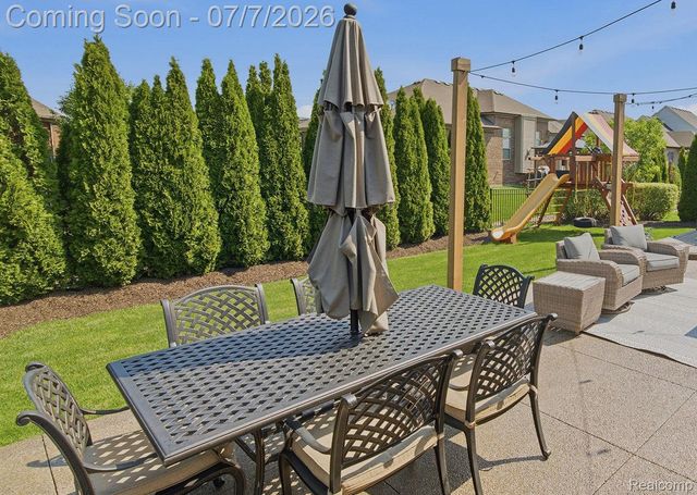 18389 Silent Drive, Macomb Township, MI 48042