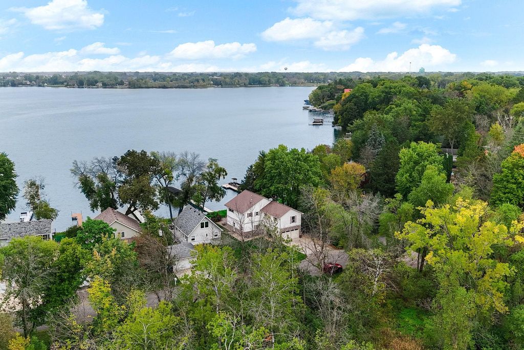 21140 Fondant Avenue N, Forest Lake, MN 55025