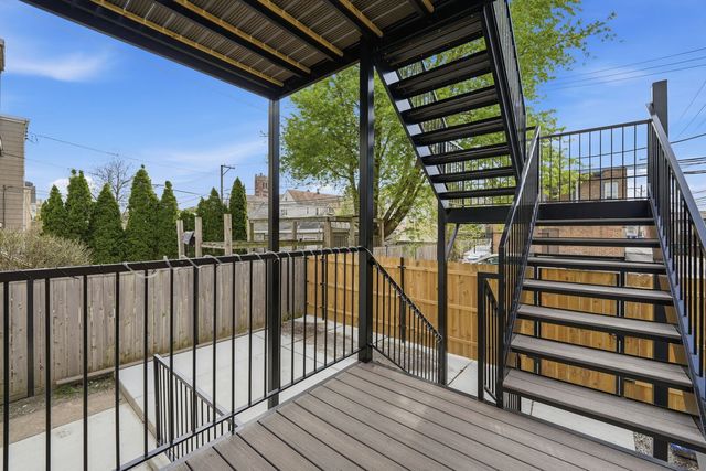2342 N Lawndale Avenue, Chicago, IL 60647