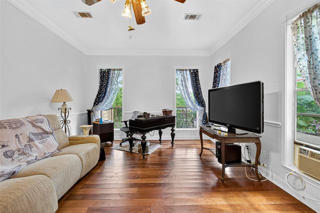 10116 Brighton Lane, Houston, TX 77031