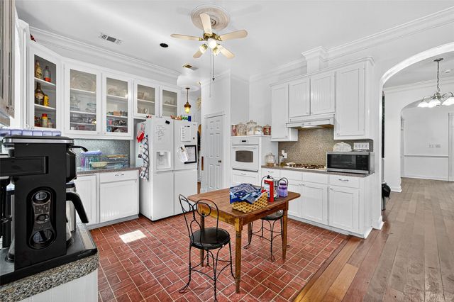 10116 Brighton Lane, Houston, TX 77031