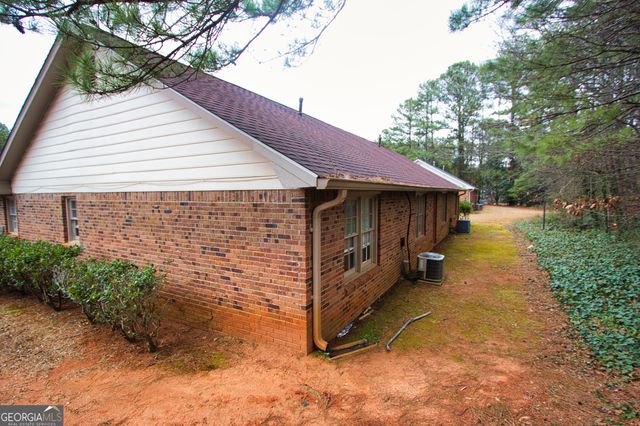 3252 Inez Drive, Snellville, GA 30078