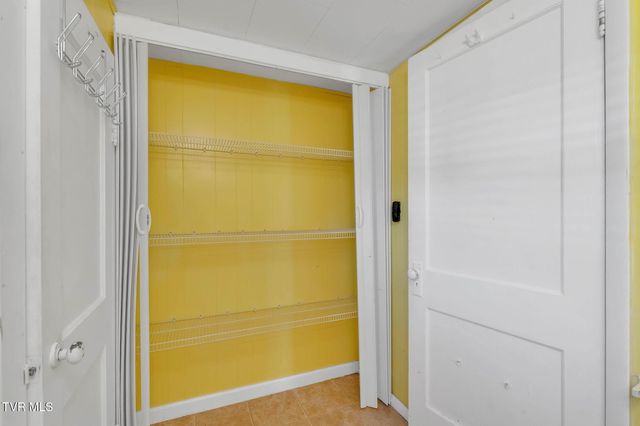 2873 Main Street, Surgoinsville, TN 37873