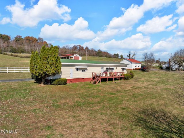 2873 Main Street, Surgoinsville, TN 37873