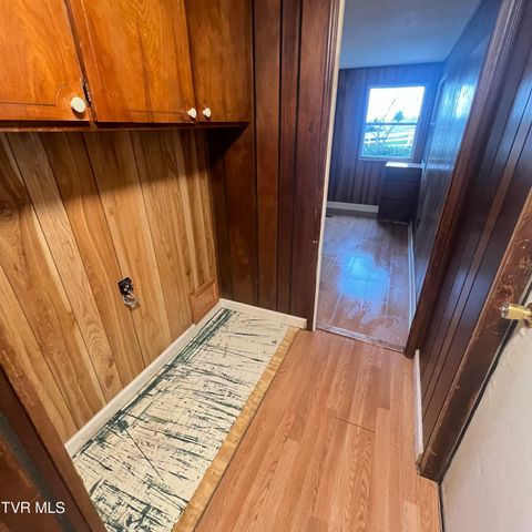 2873 Main Street, Surgoinsville, TN 37873