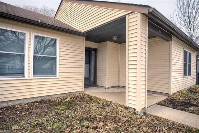 2633 Au Sable PL, Virginia Beach, VA 23453