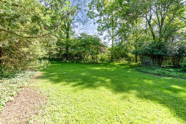 345 Ridgedale Drive N, Worthington, OH 43085