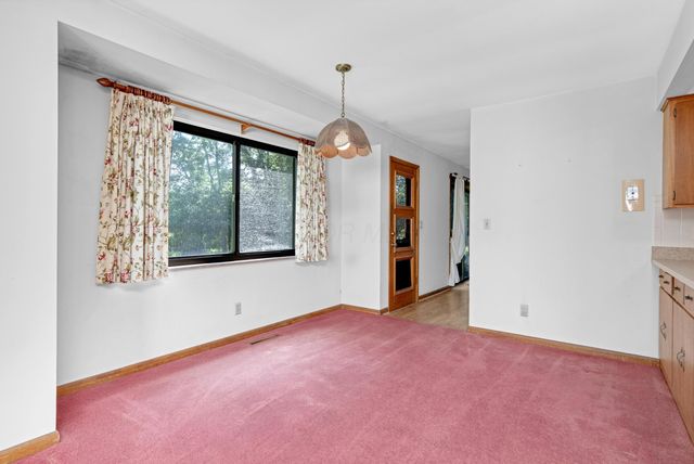 345 Ridgedale Drive N, Worthington, OH 43085