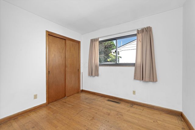 345 Ridgedale Drive N, Worthington, OH 43085