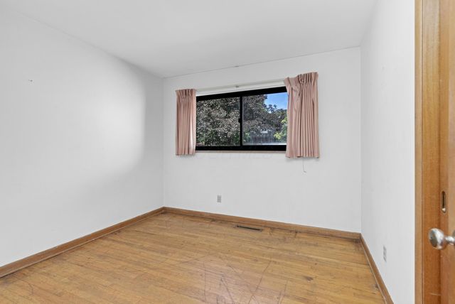 345 Ridgedale Drive N, Worthington, OH 43085