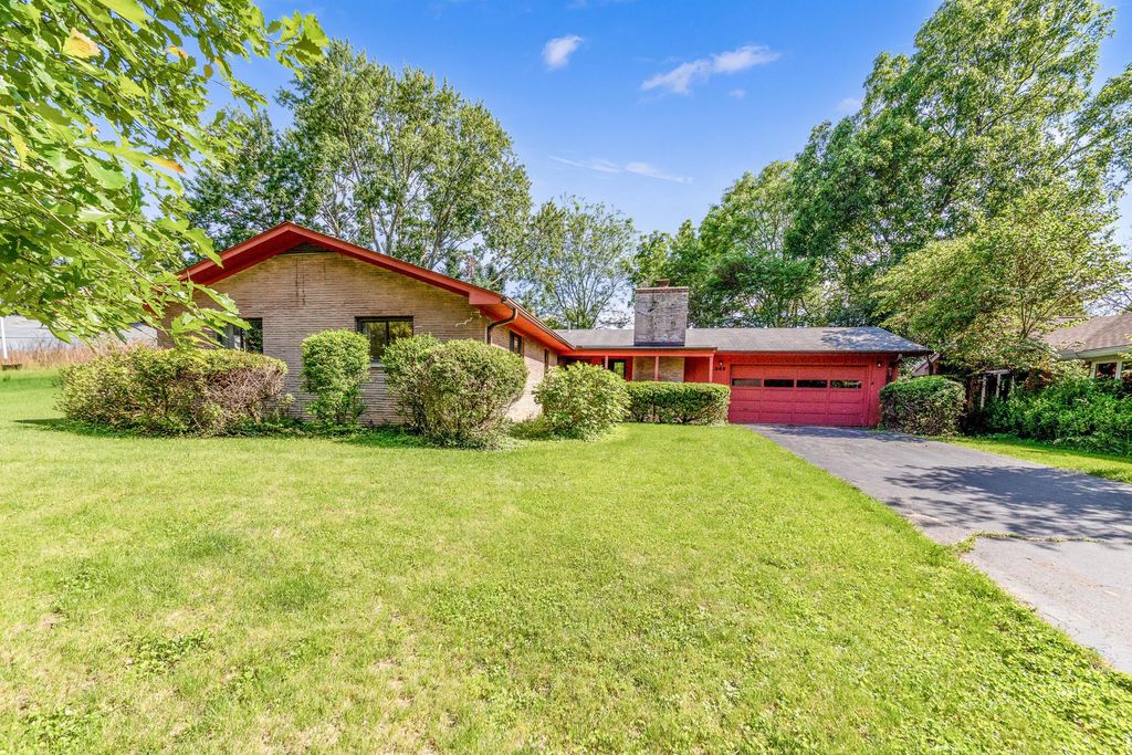 345 Ridgedale Drive N, Worthington, OH 43085