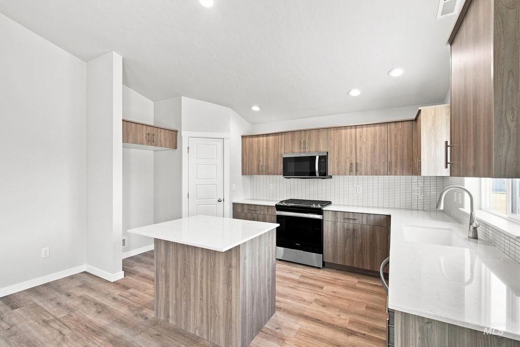 12806 Ropers St, Nampa, ID 83651 photo 4