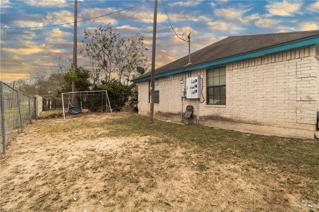 429 W Adams Avenue, Alton, TX 78573