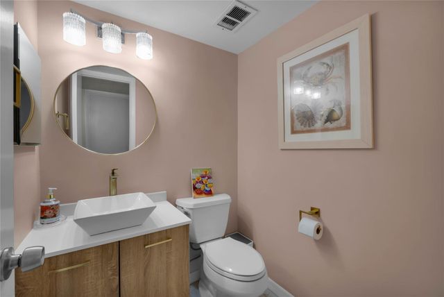 1000 River Reach Drive 302, Fort Lauderdale, FL 33315