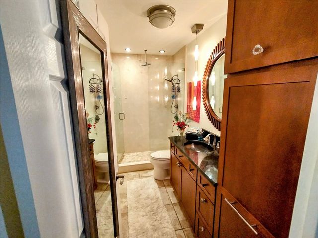 3212 SE 8th Street 24-b, Pompano Beach, FL 33062