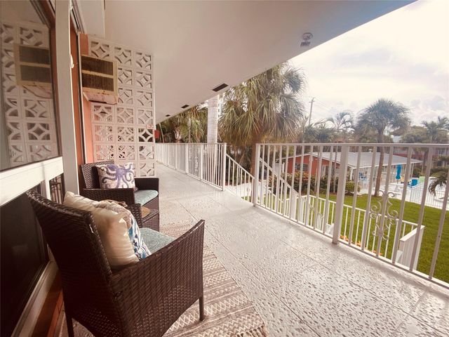 3212 SE 8th Street 24-b, Pompano Beach, FL 33062