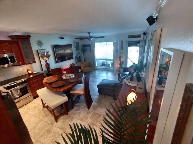 3212 SE 8th Street 24-b, Pompano Beach, FL 33062