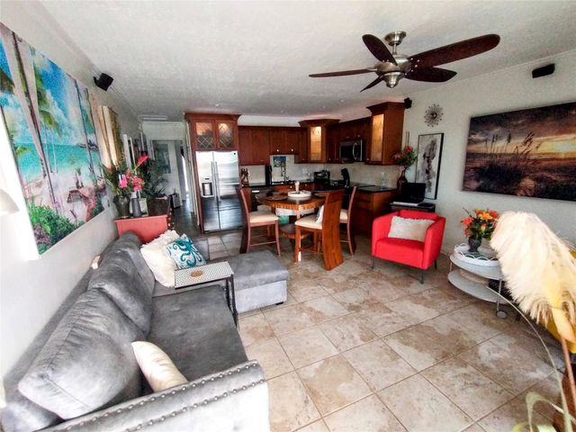 3212 SE 8th Street 24-b, Pompano Beach, FL 33062