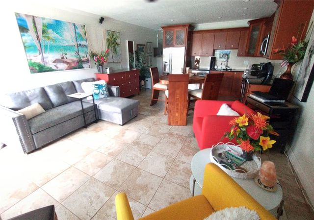 3212 SE 8th Street 24-b, Pompano Beach, FL 33062