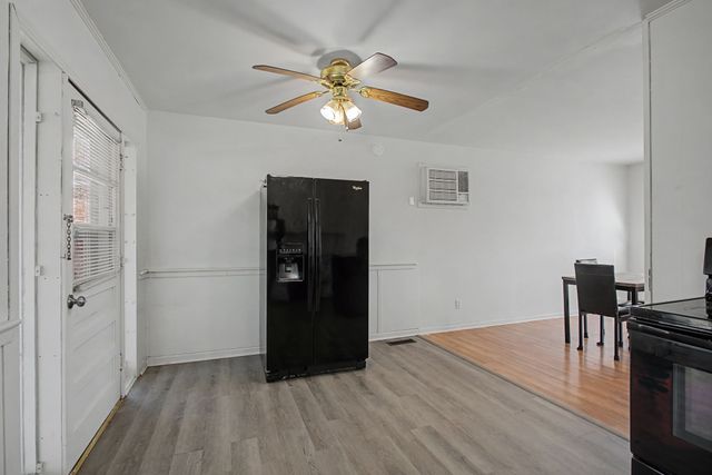 1920 Morris Ave, Columbia, TN 38401