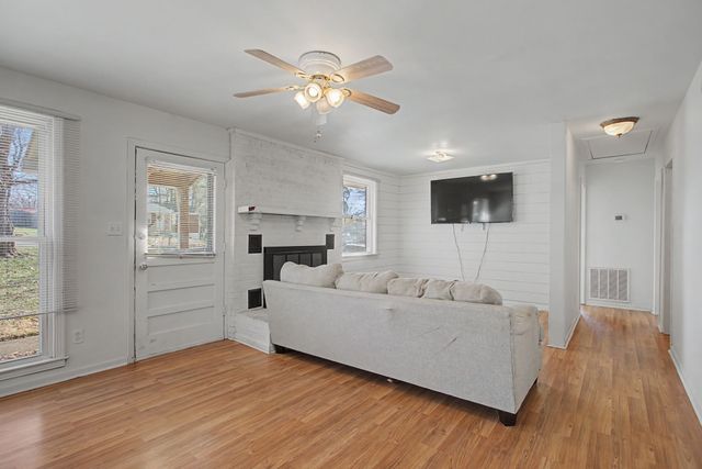 1920 Morris Ave, Columbia, TN 38401