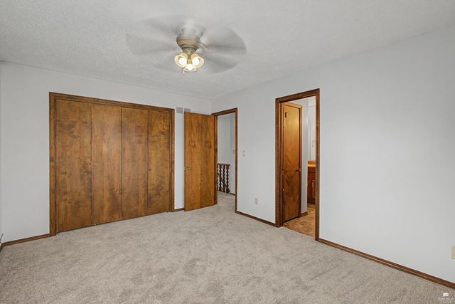 209 Harvey Drive, Manhattan, KS 66502