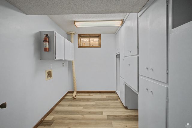 209 Harvey Drive, Manhattan, KS 66502