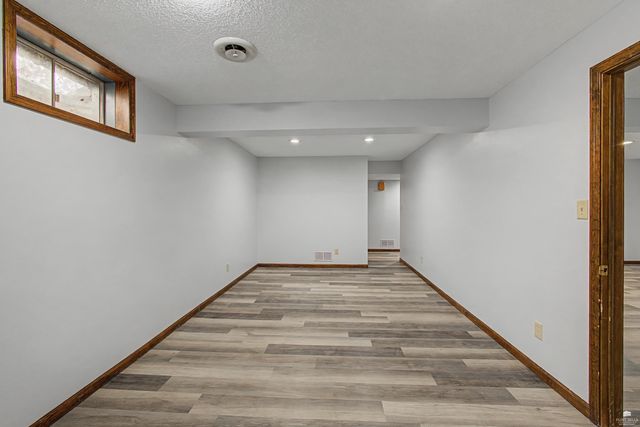 209 Harvey Drive, Manhattan, KS 66502