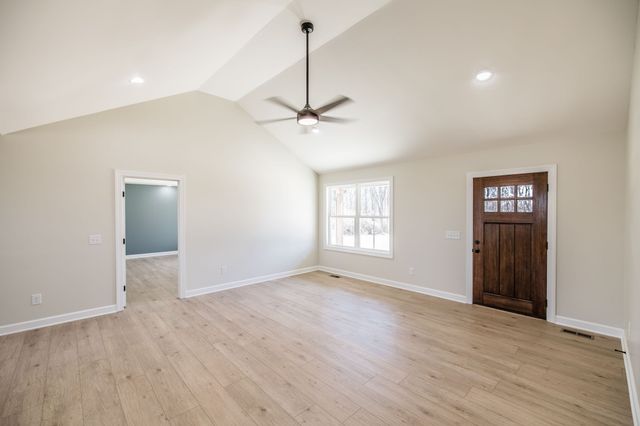 1260 Mount Olive Rd, Westmoreland, TN 37186