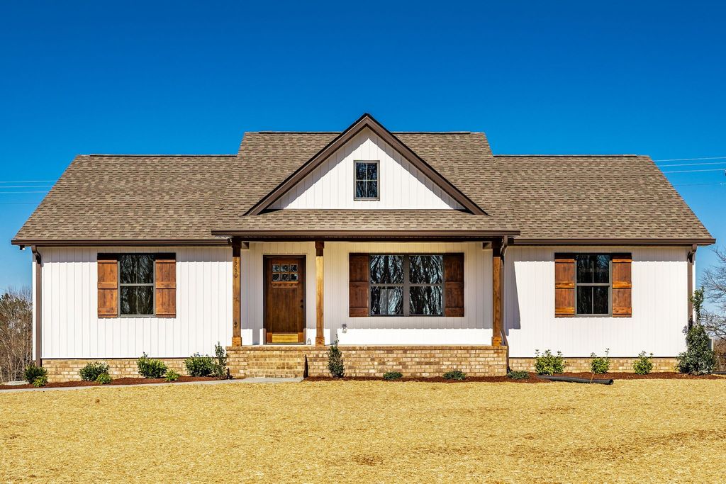 1260 Mount Olive Rd, Westmoreland, TN 37186