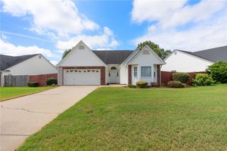 5 Raintree Cove Drive, Taylors, SC 29687