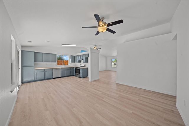 785 Mallard Street, Redding, CA 96003