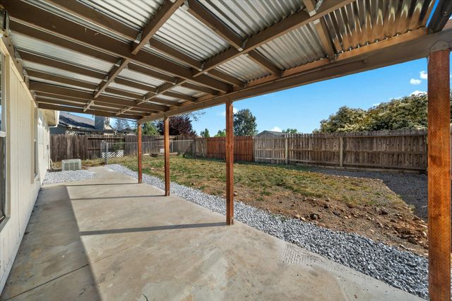 785 Mallard Street, Redding, CA 96003