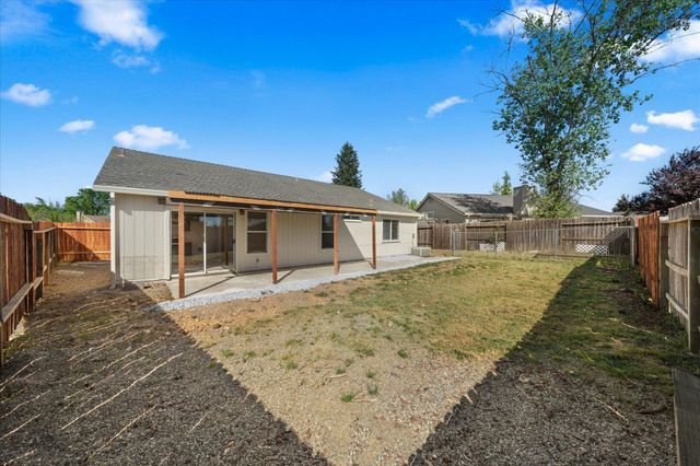 785 Mallard Street, Redding, CA 96003