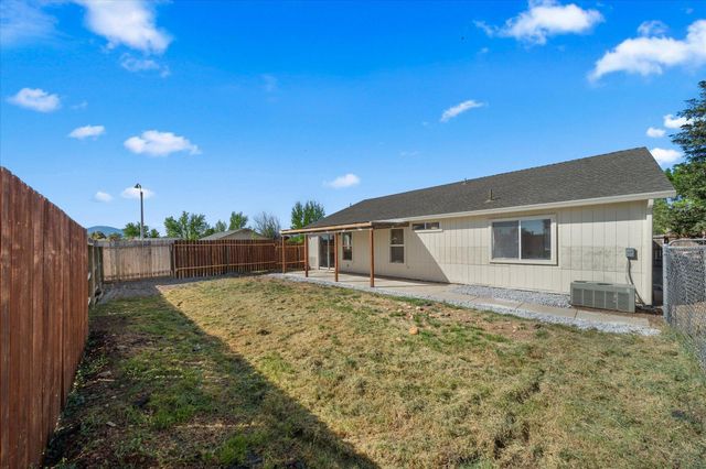 785 Mallard Street, Redding, CA 96003