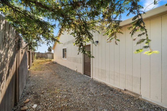 785 Mallard Street, Redding, CA 96003