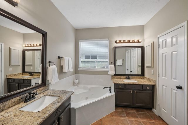 8802 Silver Lure Drive, Humble, TX 77346