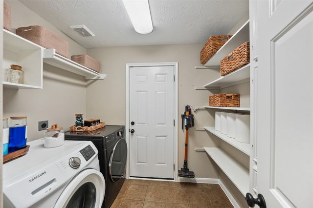 8802 Silver Lure Drive, Humble, TX 77346