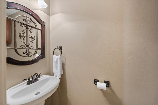 8802 Silver Lure Drive, Humble, TX 77346