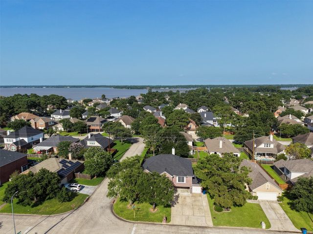 8802 Silver Lure Drive, Humble, TX 77346