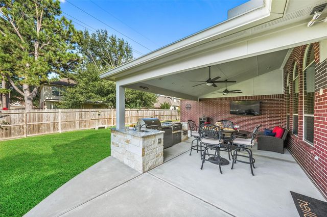8802 Silver Lure Drive, Humble, TX 77346