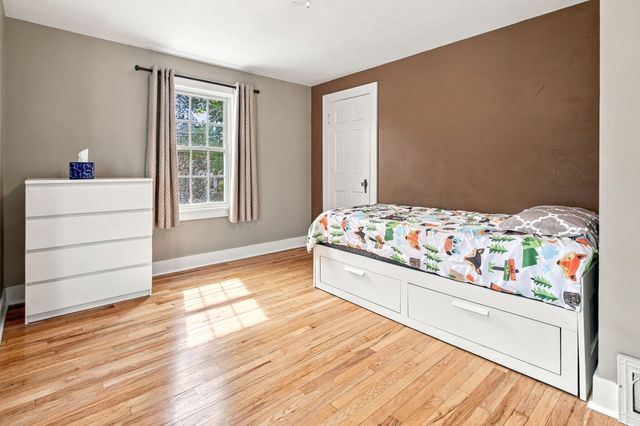 821 Lewis Avenue, St. Joseph, MI 49085