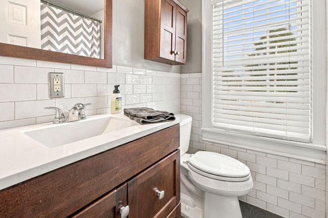 821 Lewis Avenue, St. Joseph, MI 49085