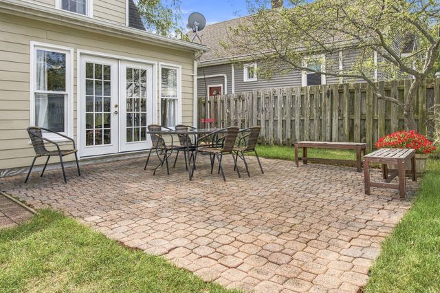 821 Lewis Avenue, St. Joseph, MI 49085