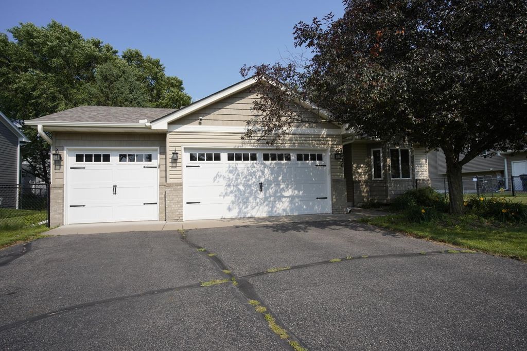 7696 Appaloosa Lane, Circle Pines, MN 55014 — photo 2