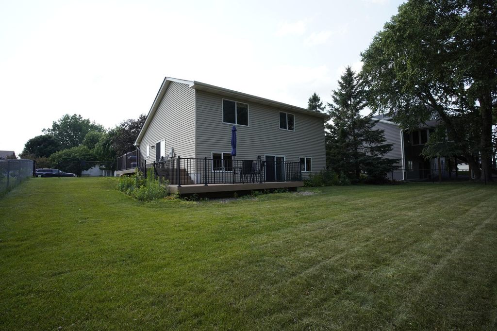 7696 Appaloosa Lane, Circle Pines, MN 55014 — photo 5