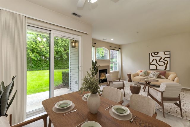 2037 S 368th Place, Federal Way, WA 98003