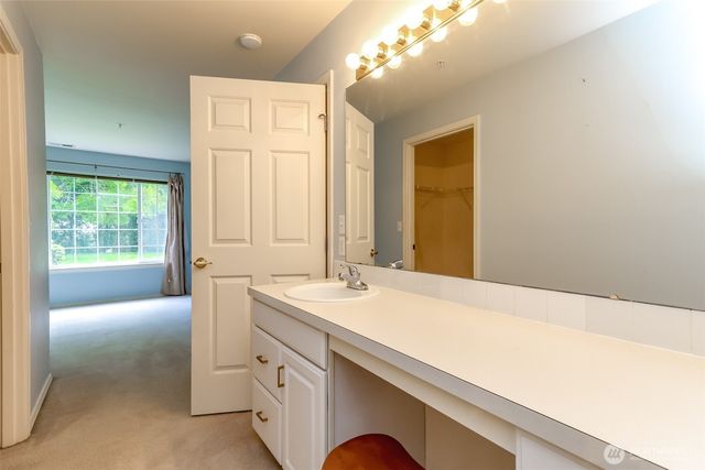 2037 S 368th Place, Federal Way, WA 98003