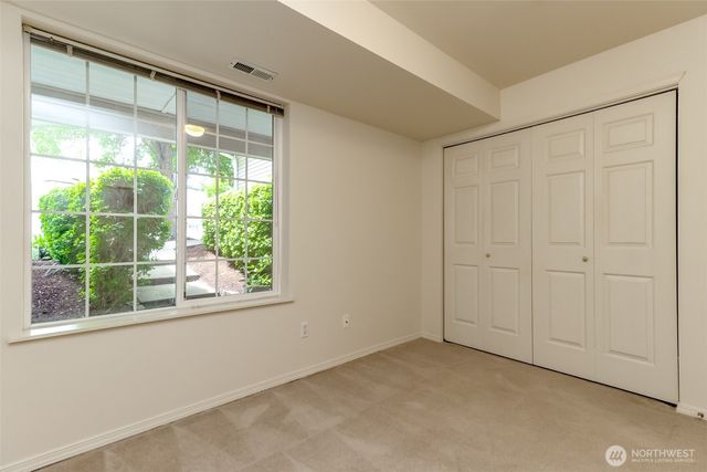 2037 S 368th Place, Federal Way, WA 98003