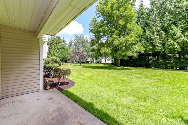 2037 S 368th Place, Federal Way, WA 98003